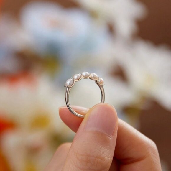 925 Sterling Silver Elegant Natural Pearl Ring New - Picture 2 of 4